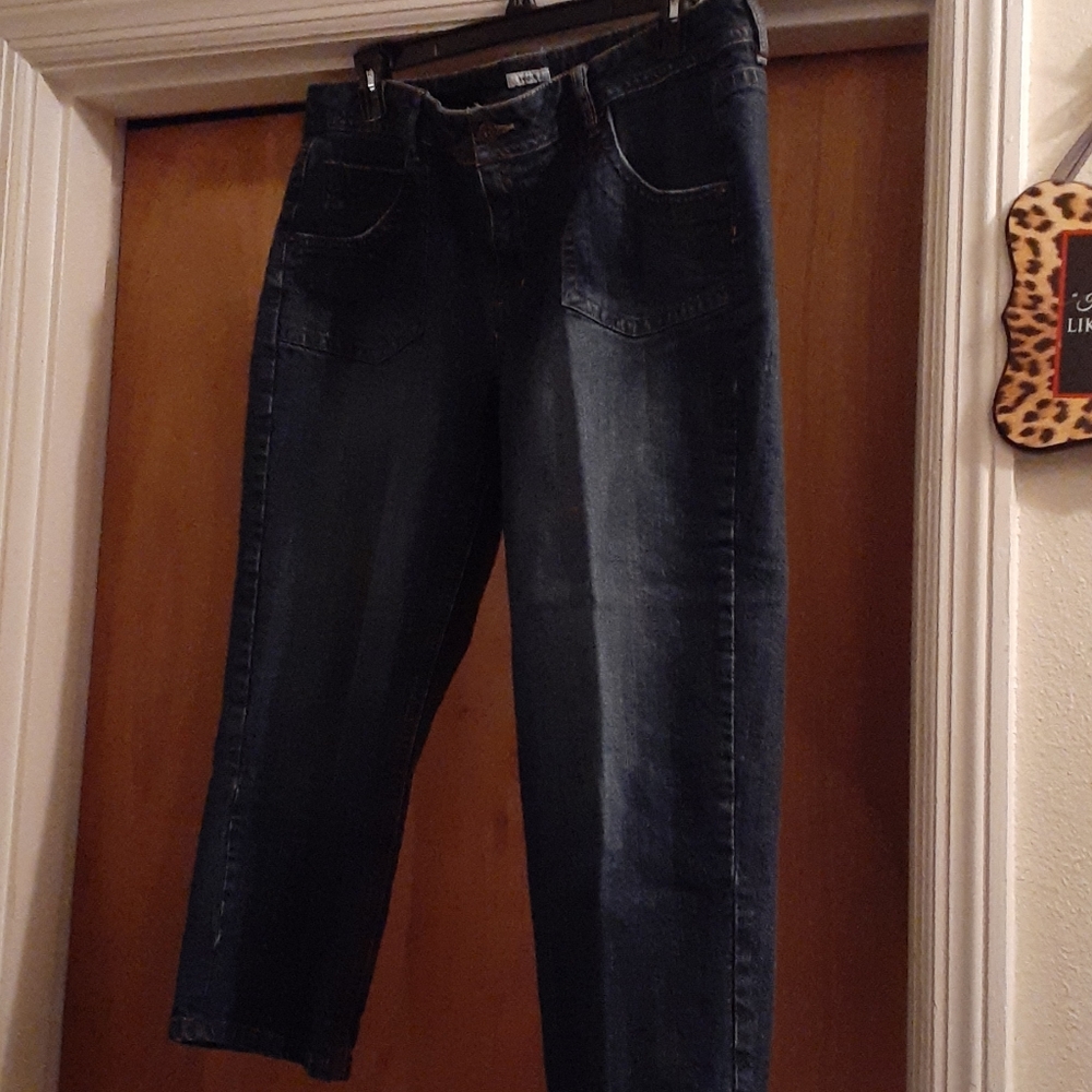 Women Capris